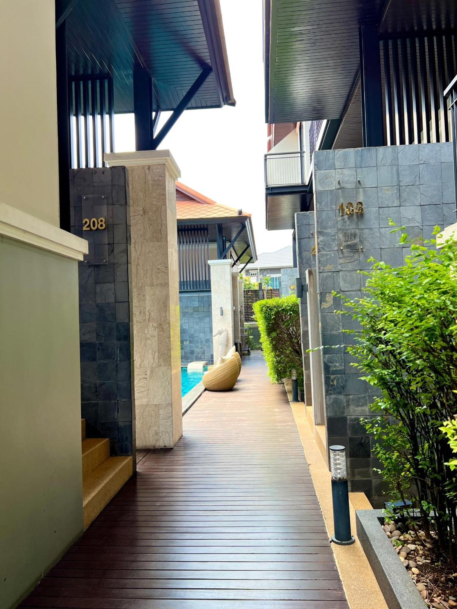 Yotaka Bangkok Hotel Exterior foto